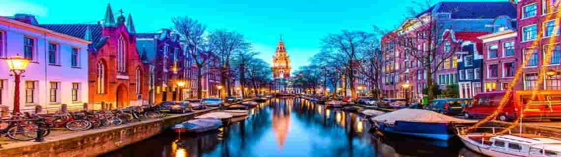 Amsterdam Uçak Bileti