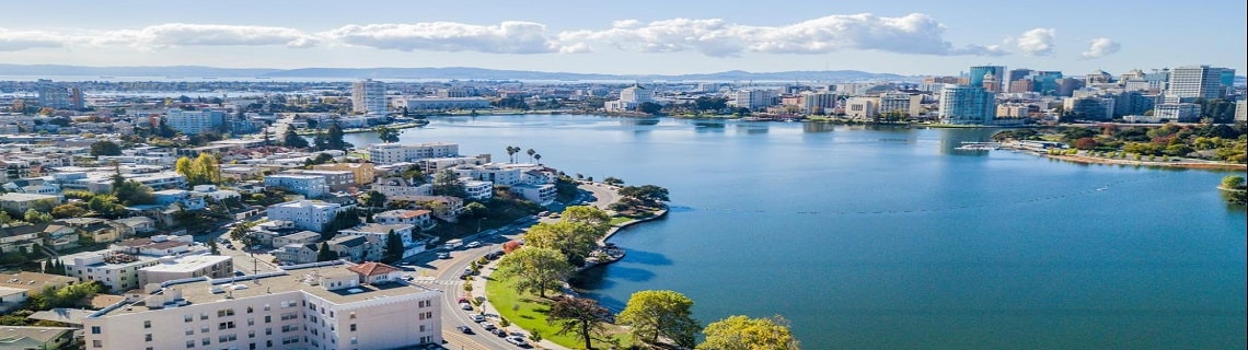 Oakland Uçak Bileti