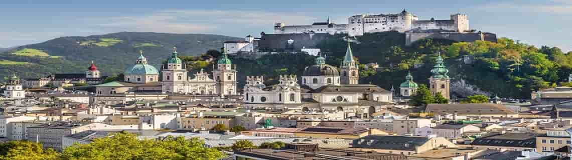 Salzburg Uçak Bileti